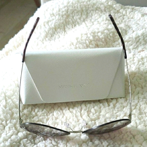 NWT Michael Kors Sydney Aviator Sunglasses - Picture 5 of 13